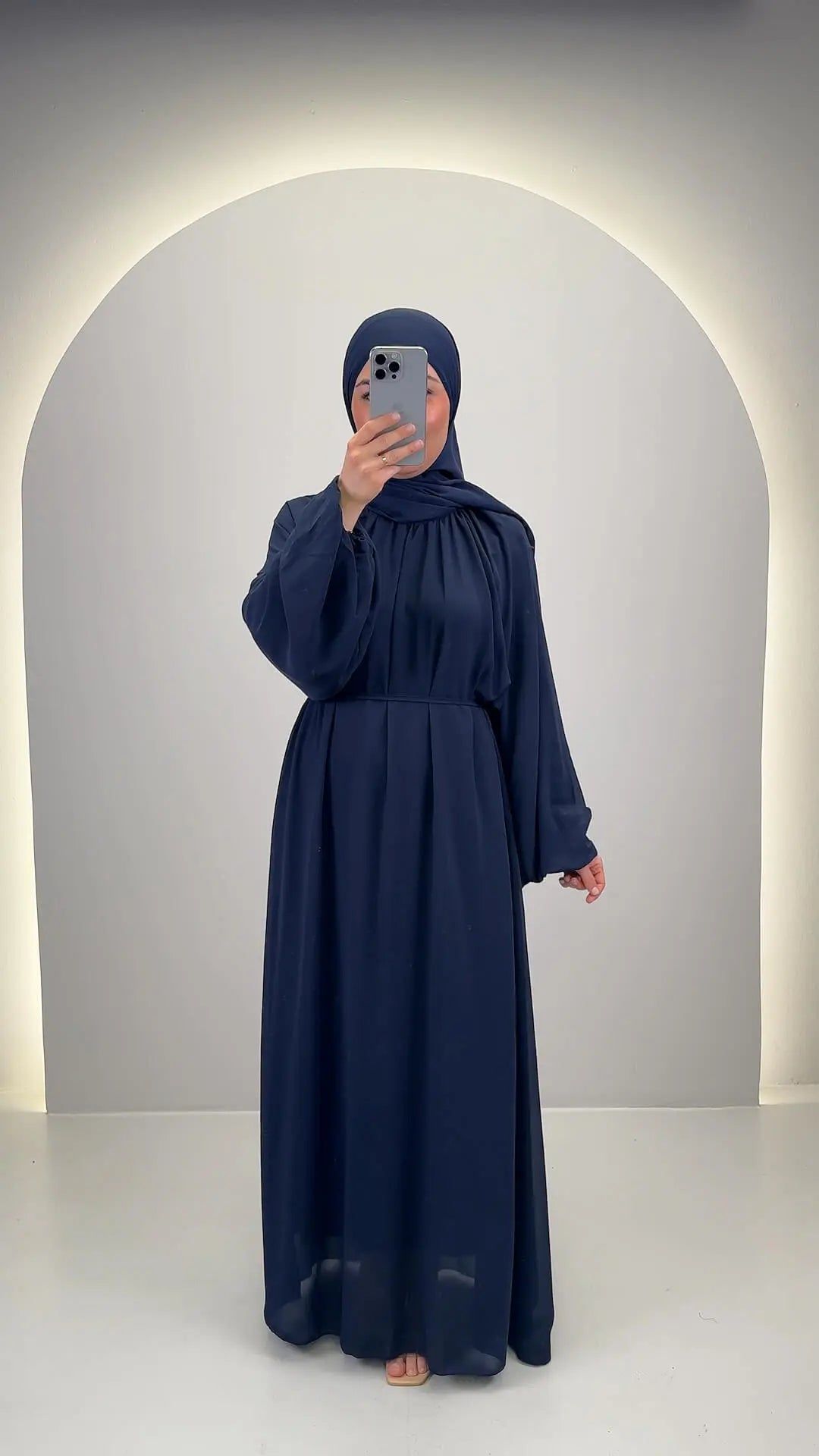 Robe Elina