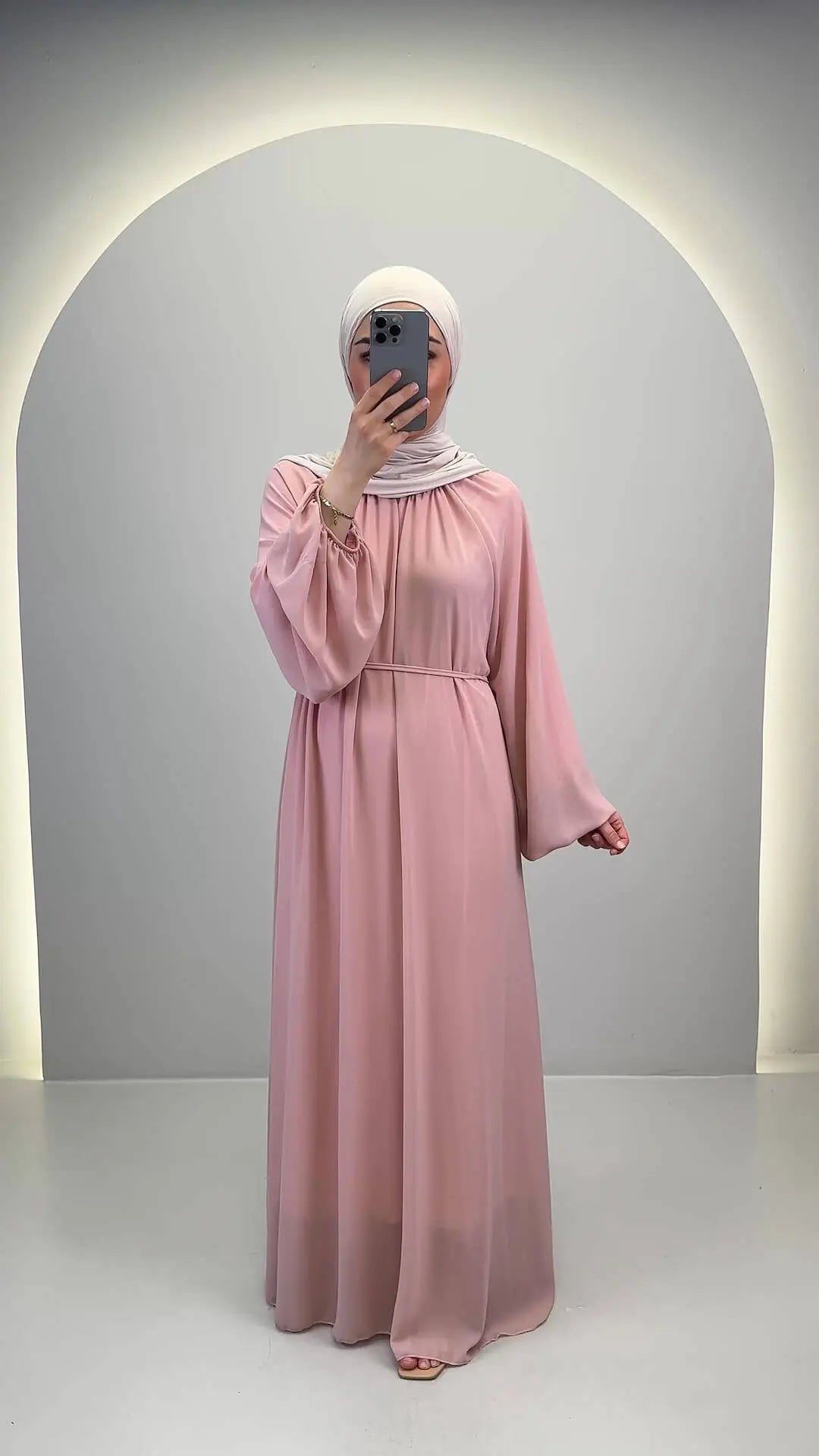 Robe Elina