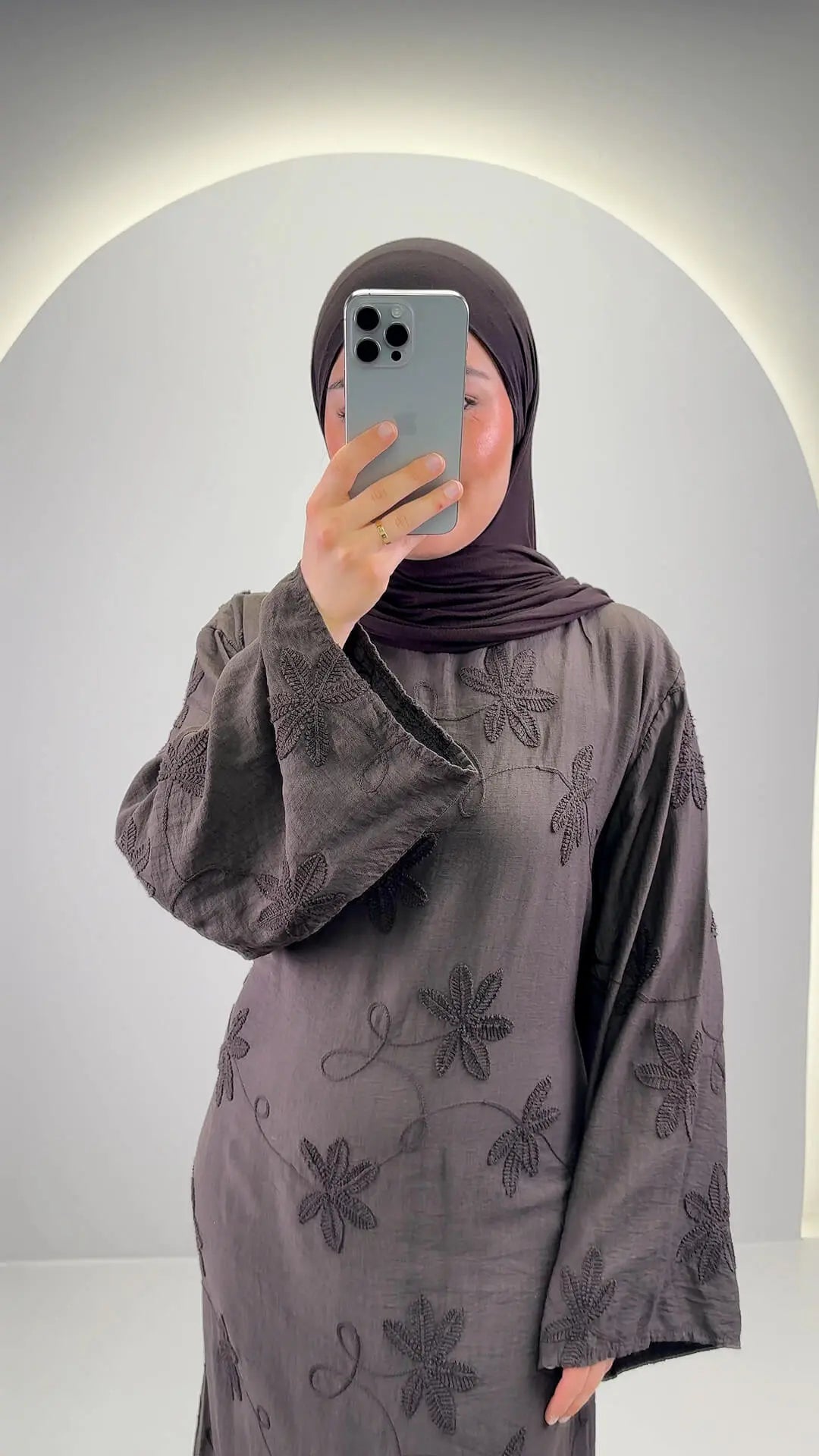 Robe Inaya