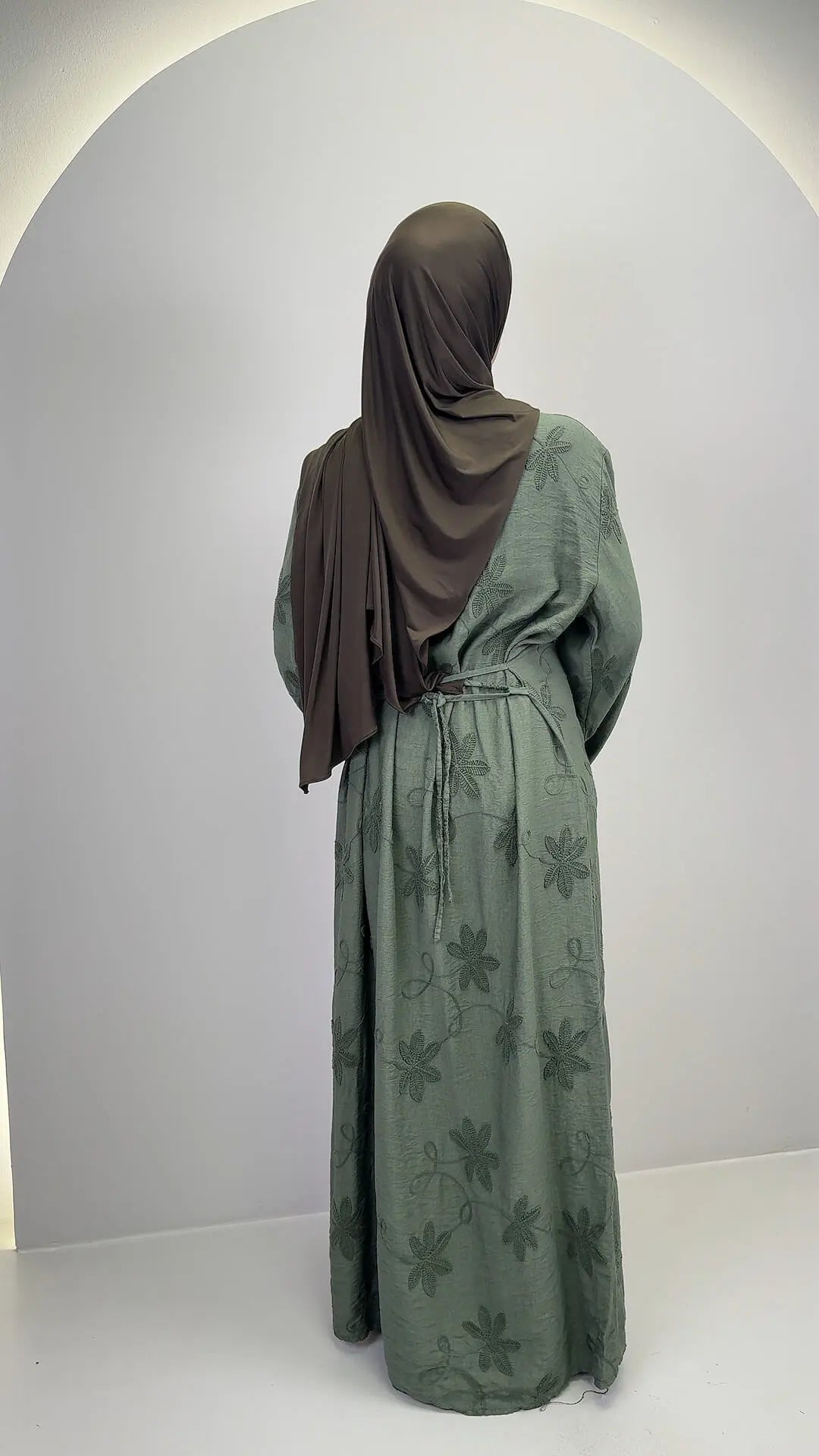 Robe Inaya