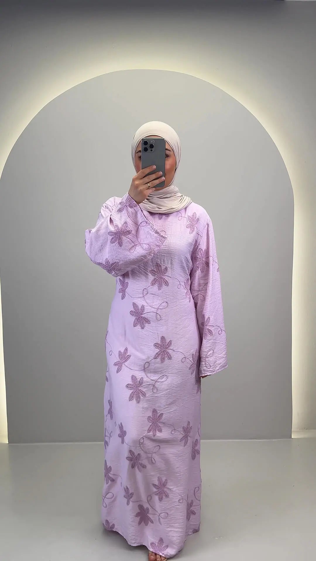 Robe Inaya