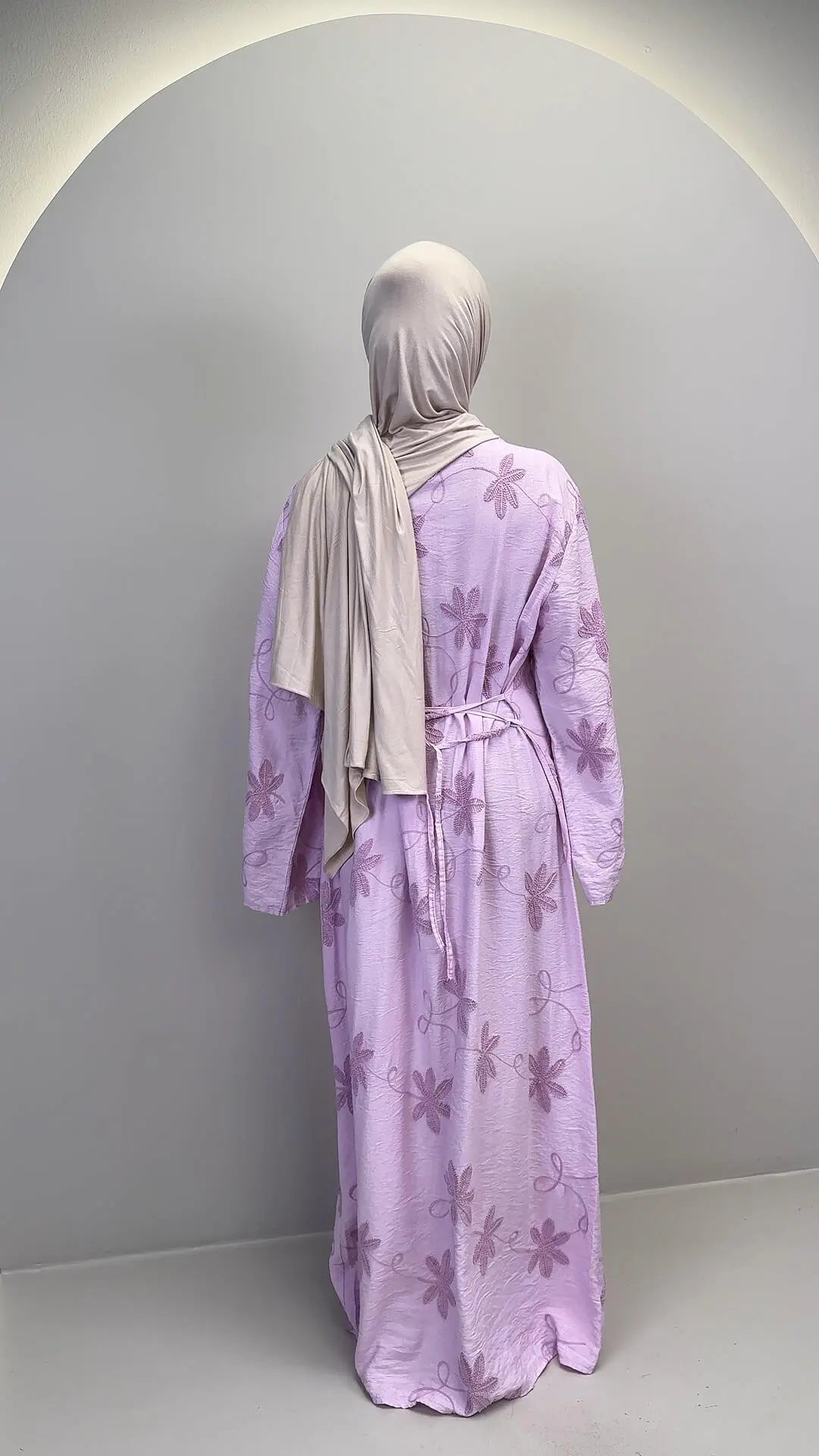 Robe Inaya