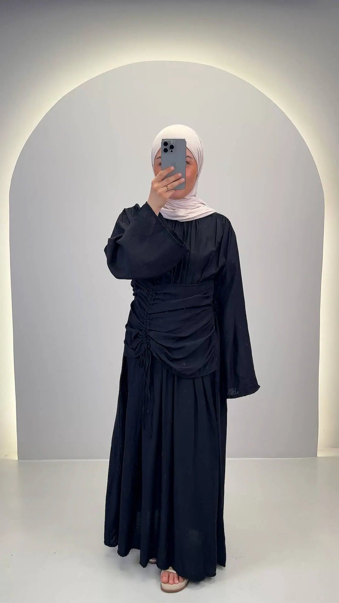 Robe Sahra